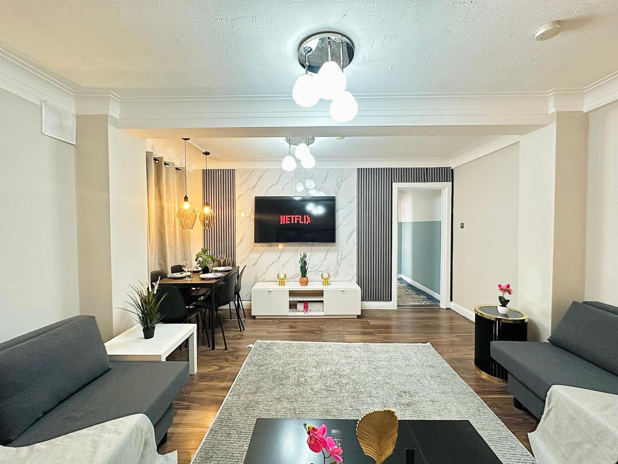 Hyde Park Comfortable Two Bedroom Apartamento Londres
